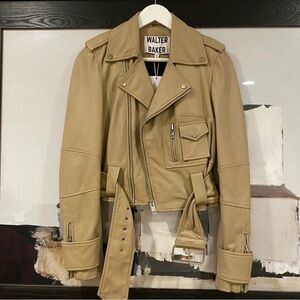 Walter Baker Beige Leather Bomber Jacket. Beige/Tan Color. S size